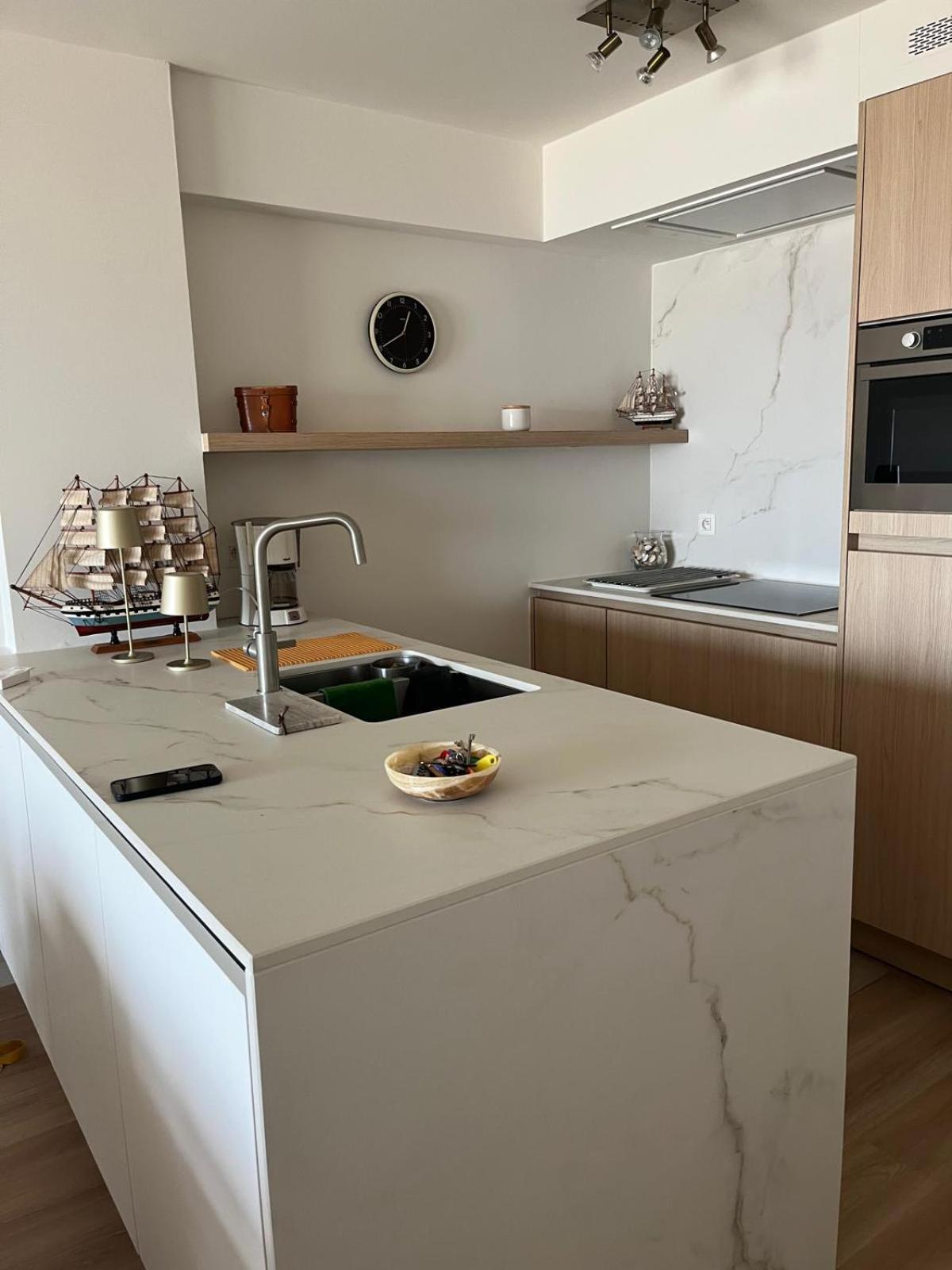 Seagull, Ruim En Volledig Vernieuwd Appartement Met Zeezicht In Westende Middelkerke Εξωτερικό φωτογραφία